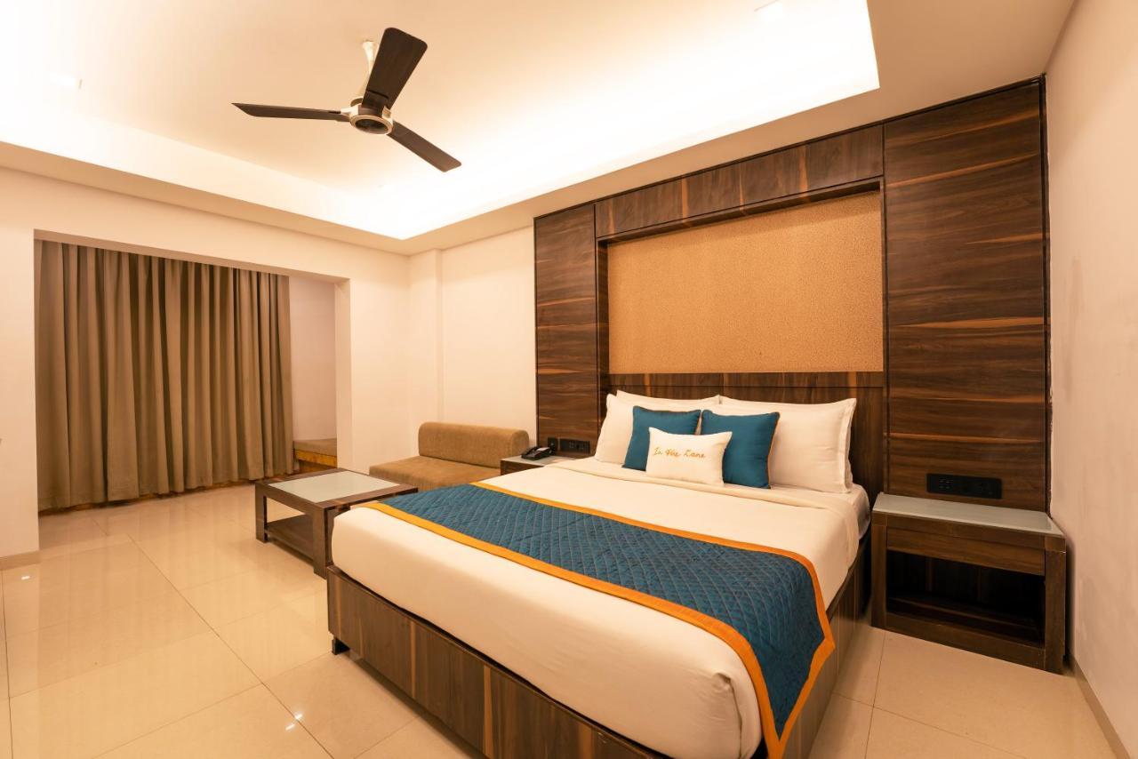 Zone Connect By The Park Parra Goa Hotell Anjuna Exteriör bild