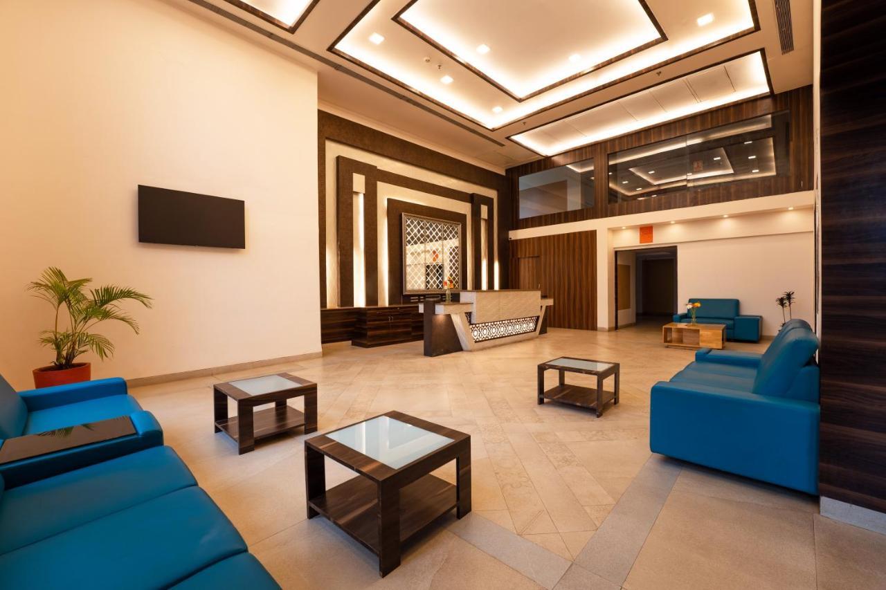 Zone Connect By The Park Parra Goa Hotell Anjuna Exteriör bild