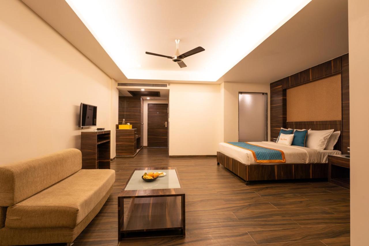 Zone Connect By The Park Parra Goa Hotell Anjuna Exteriör bild
