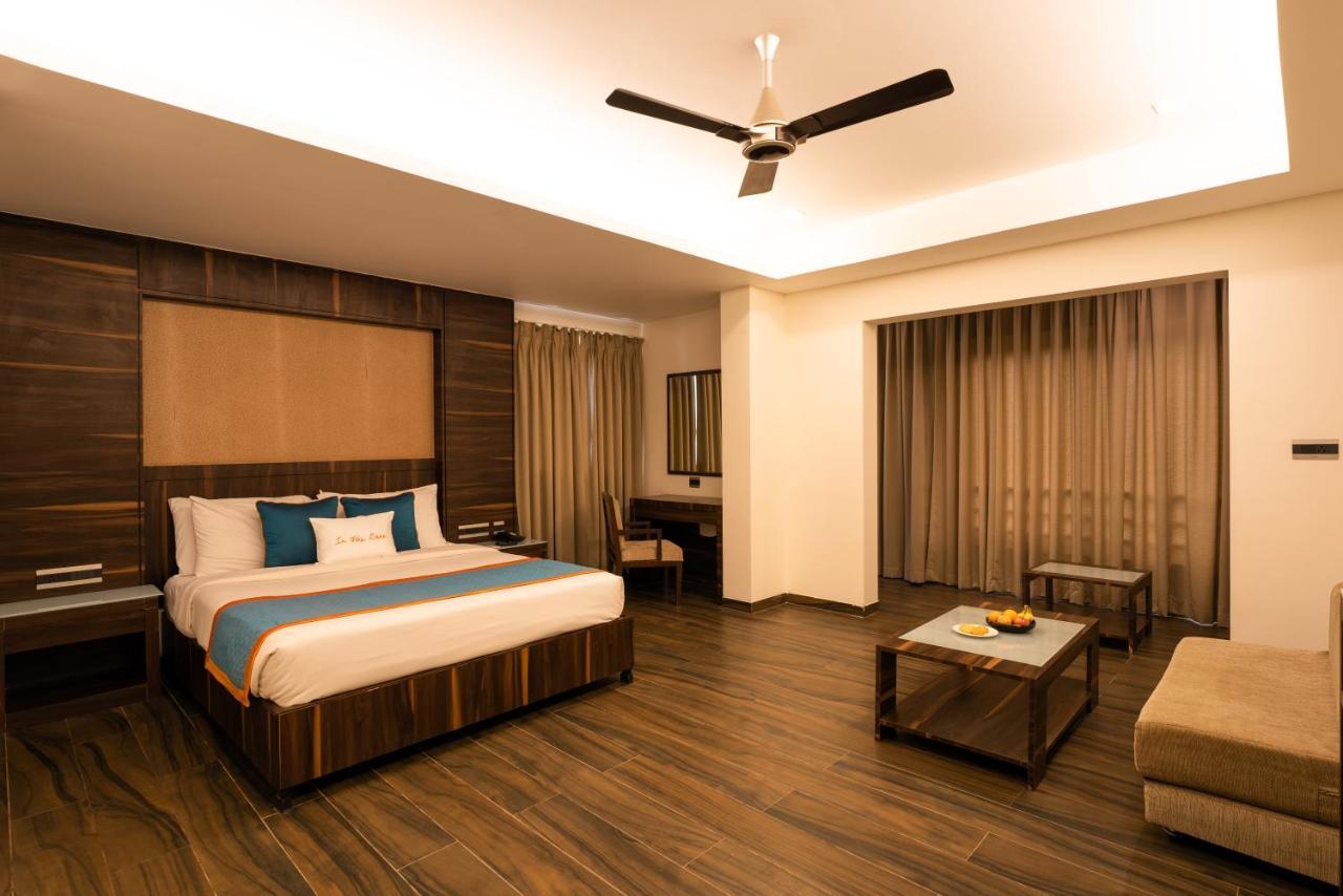 Zone Connect By The Park Parra Goa Hotell Anjuna Exteriör bild