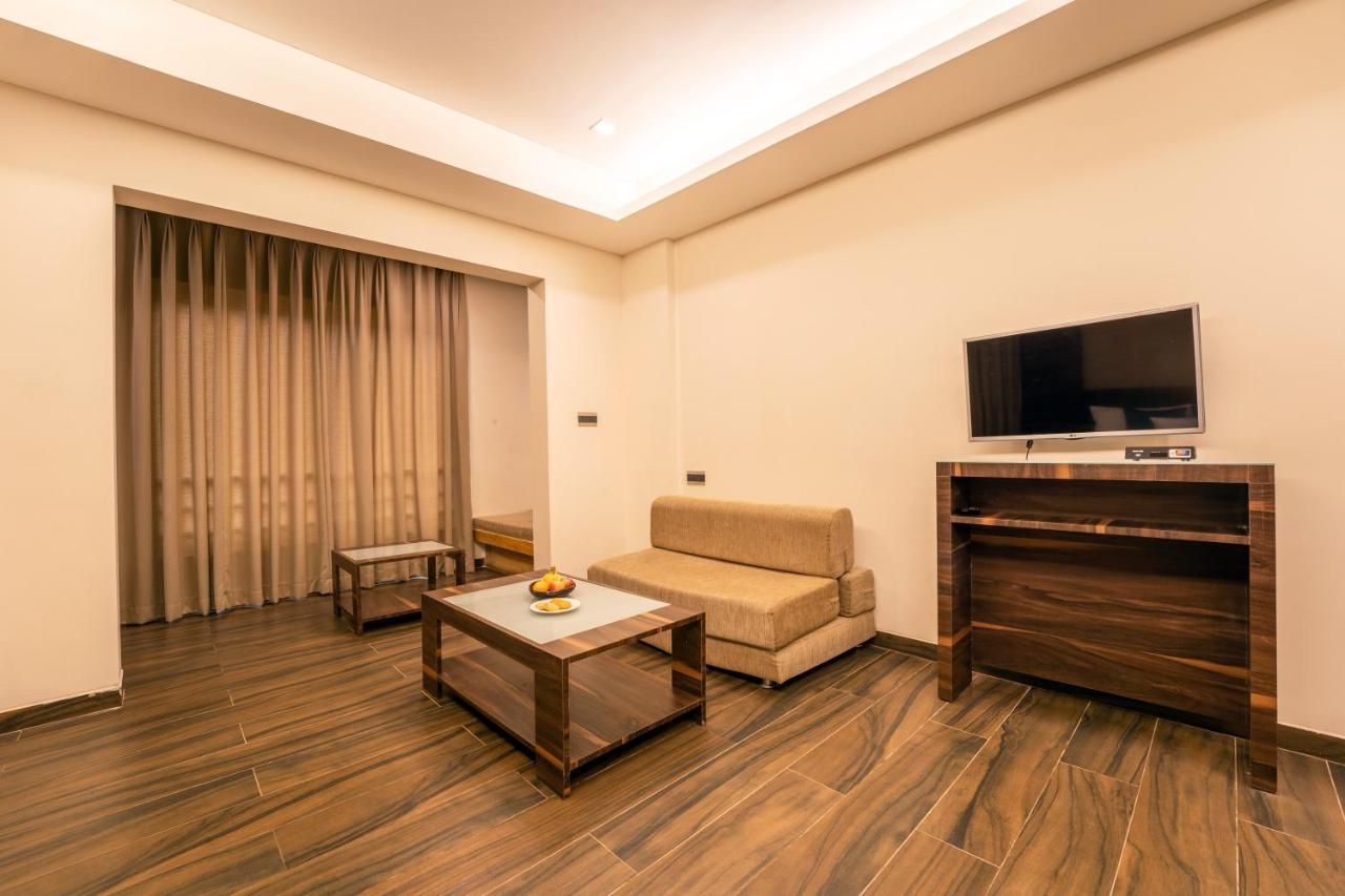 Zone Connect By The Park Parra Goa Hotell Anjuna Exteriör bild