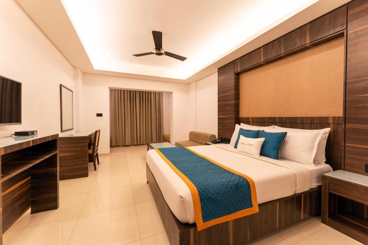 Zone Connect By The Park Parra Goa Hotell Anjuna Exteriör bild