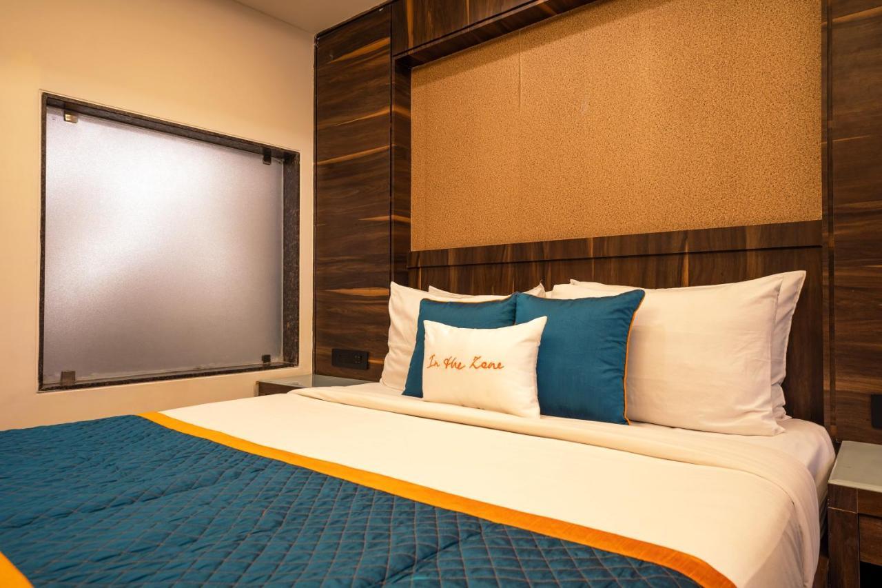 Zone Connect By The Park Parra Goa Hotell Anjuna Exteriör bild