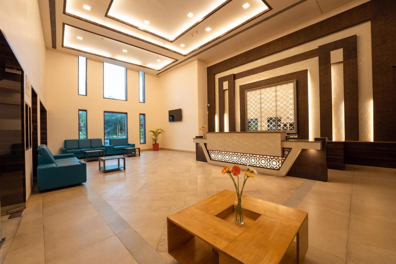 Zone Connect By The Park Parra Goa Hotell Anjuna Exteriör bild